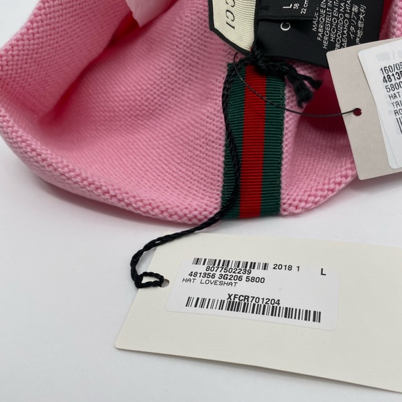 Gucci LOVED Knit Sequin Slouchy Beanie 😳🔥🔥 - Picture 13 of 16